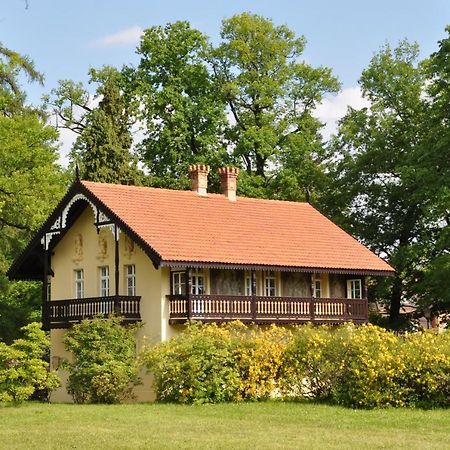 Kavalierhaus Im Rhododendronpark Kromlau Gablenz Ngoại thất bức ảnh